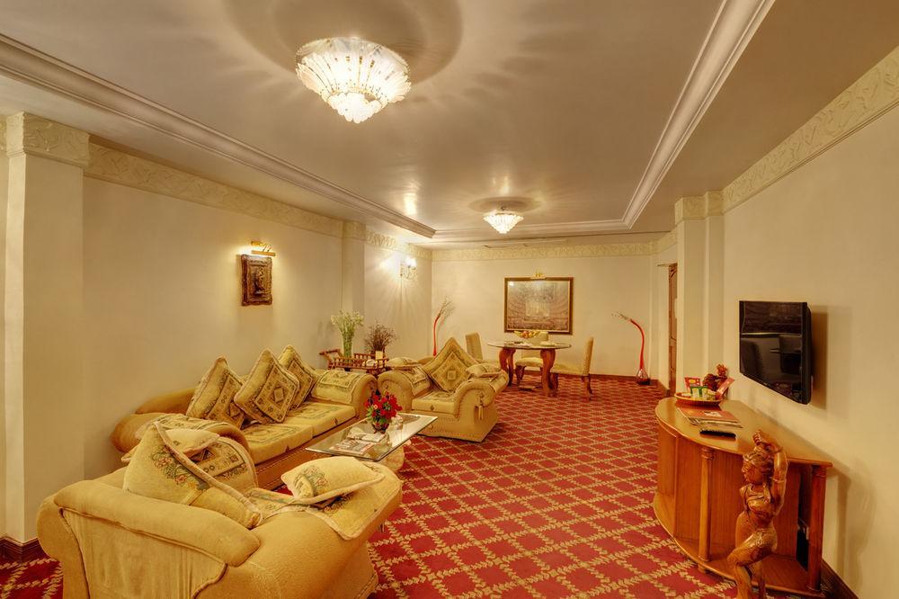 Hotel Babylon International Rāipur Exterior foto